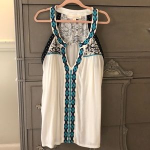 Sz small Lovestitch top